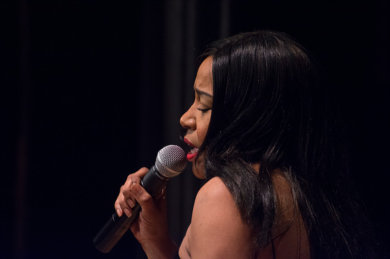 Queen AndreYah M Hernandez Black • Maestra